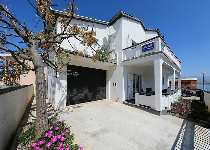 Josip Appartement Vir